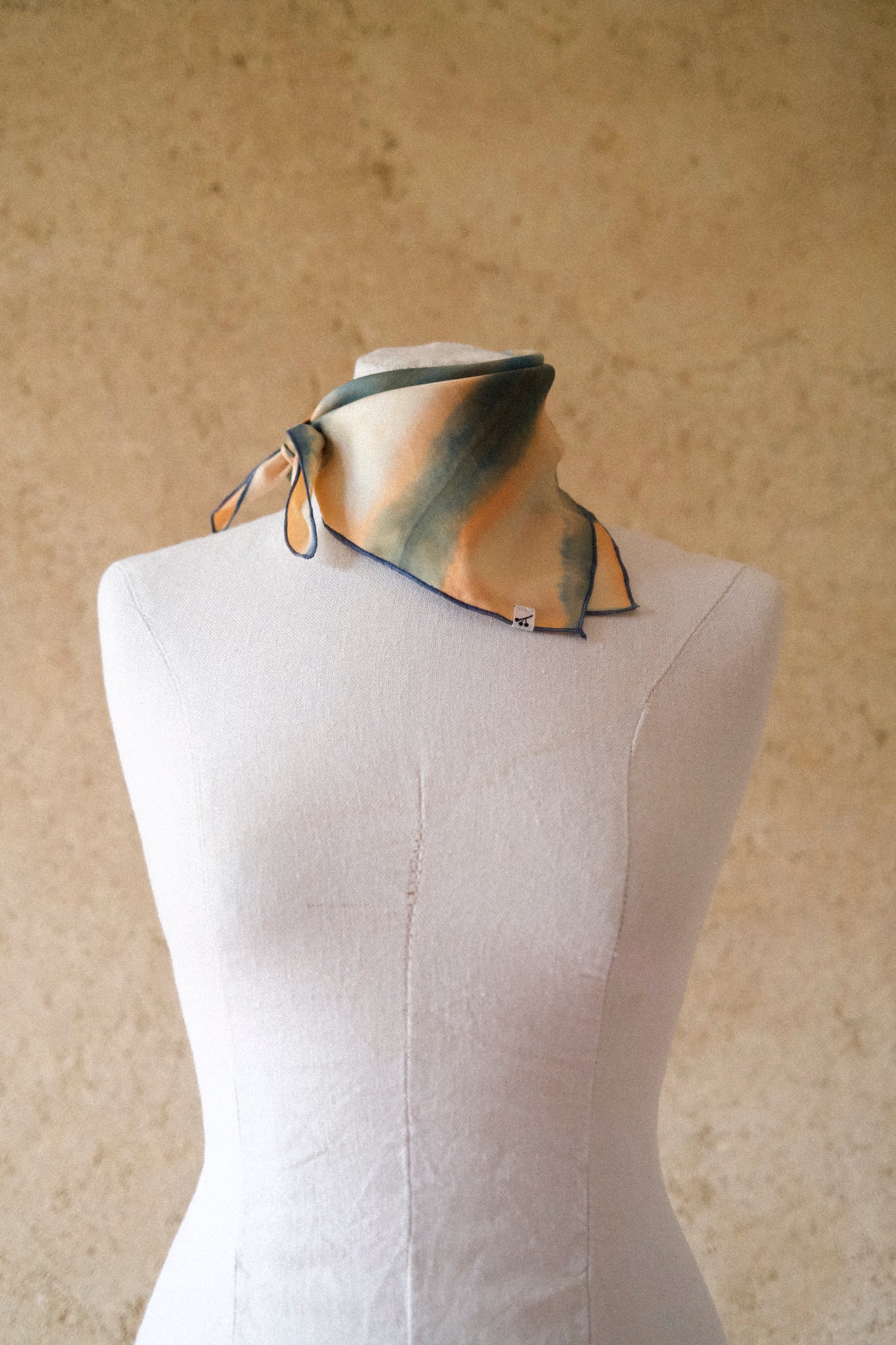 Petit foulard soie motifs GARANCE & INDIGO